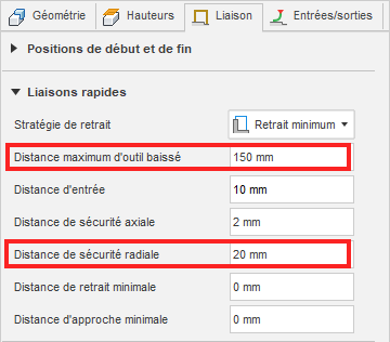 Boîte de dialogue Entrées/sorties et liaisons dans laquelle les options Distance maximum d’outil baissé et Distance de sécurité radiale sont réglées