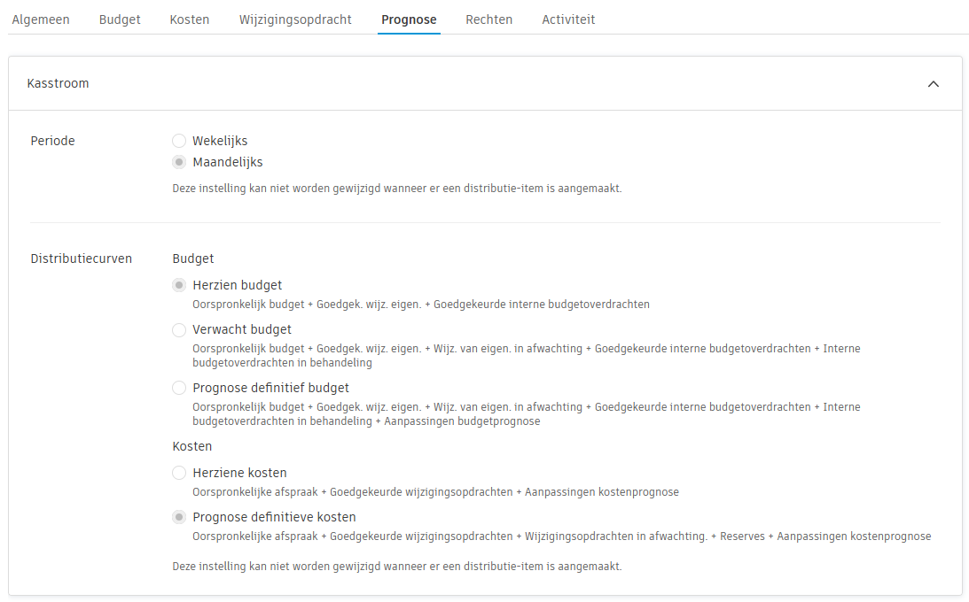 Instellingenpaneel voor distributiecurven dat budget- en kostenopties voor cashflowprognoses weergeeft