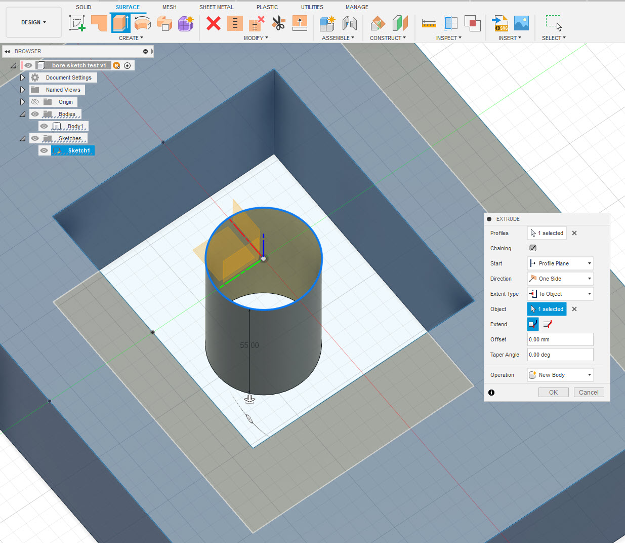 是否可以在 Fusion 360 中使用草图几何图元作为镗孔刀具路径的选择？